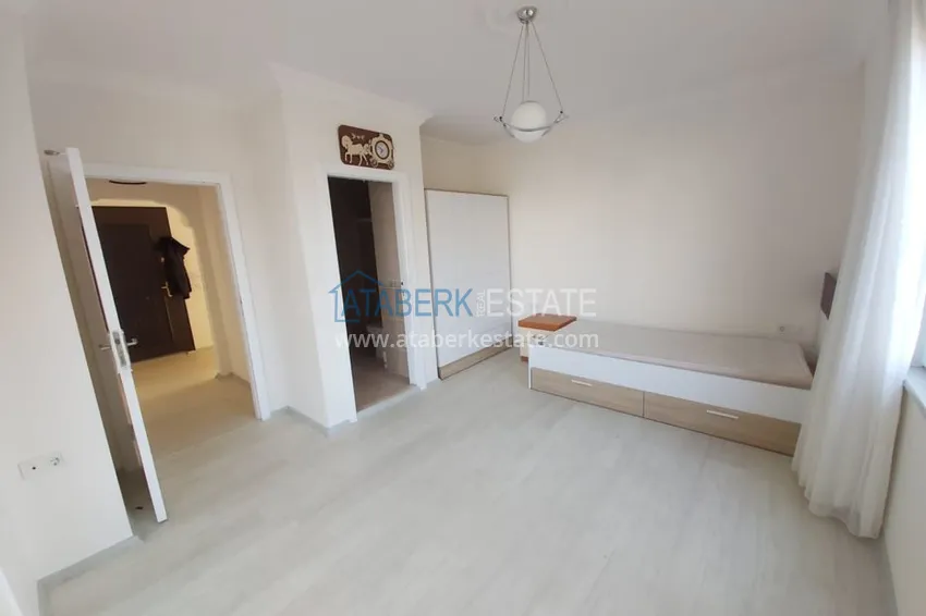 Приобрести Квартира в районе Оба с мебелью и видом на горы в жилом комплексе  5 