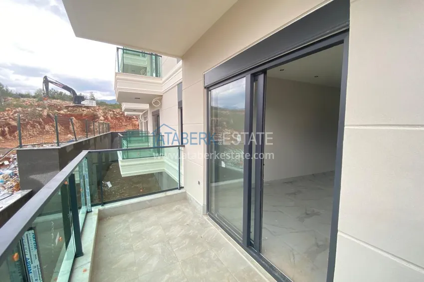 Приобрести Квартира в районе Оба с чистовой отделкой от инвестора 9 