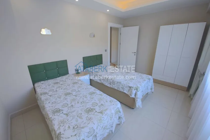 Приобрести Квартира в Махмутларе четырехкомнатная с мебелью в престижном комплексе 10 