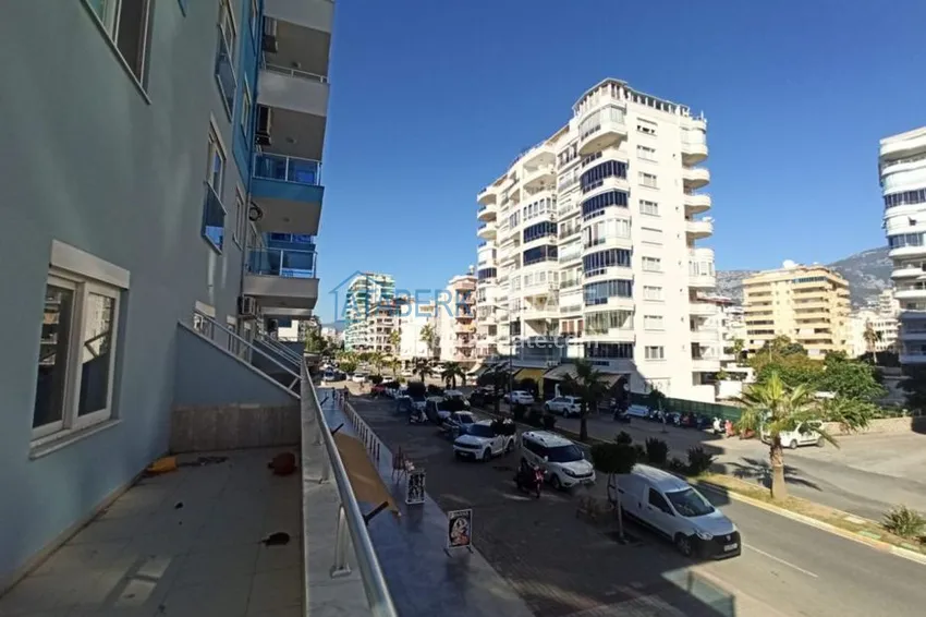 Квартира в Махмутларе с террасой у самого моря  8 