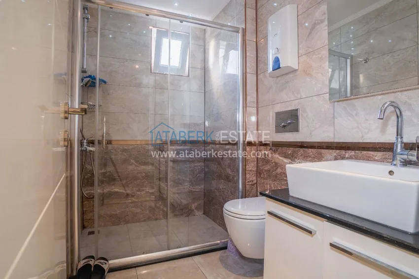 Приобрести Квартира в Алании трехкомнатная в районе пляжа Клеопатра  11 