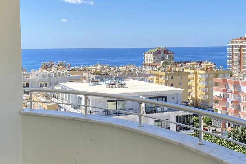 Квартира в Махмутларе с видом на море и горы 1 