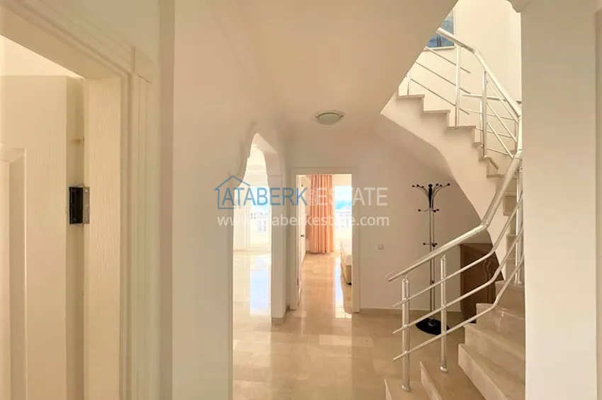 Приобрести Пентхаус-дуплекс в Тосмуре меблированный с видом на море  18 