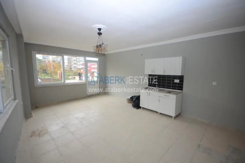 Приобрести Квартира в Оба трехкомнатная с застекленным балконом  14 