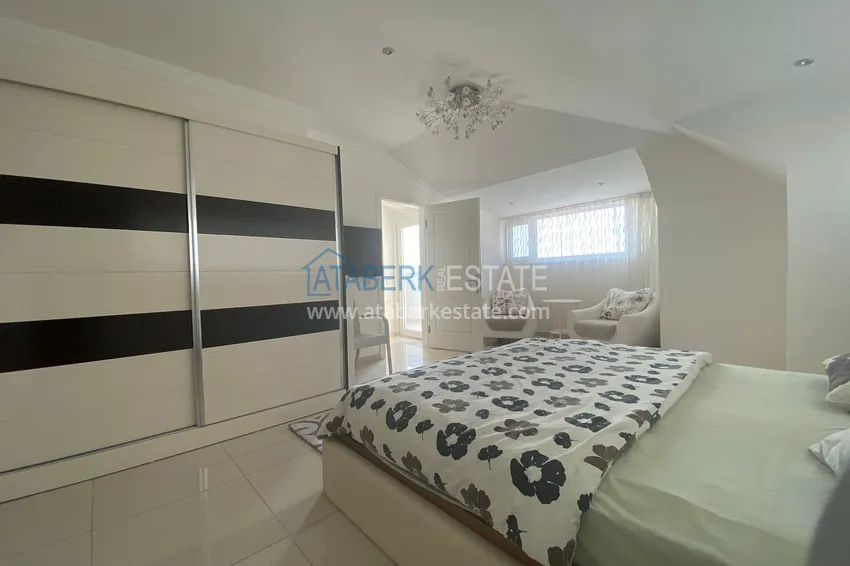 Приобрести Пентхаус-дуплекс в районе Кестель с мебелью – первая береговая линия  13 