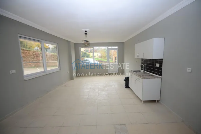 Приобрести Квартира в Оба трехкомнатная с застекленным балконом  16 