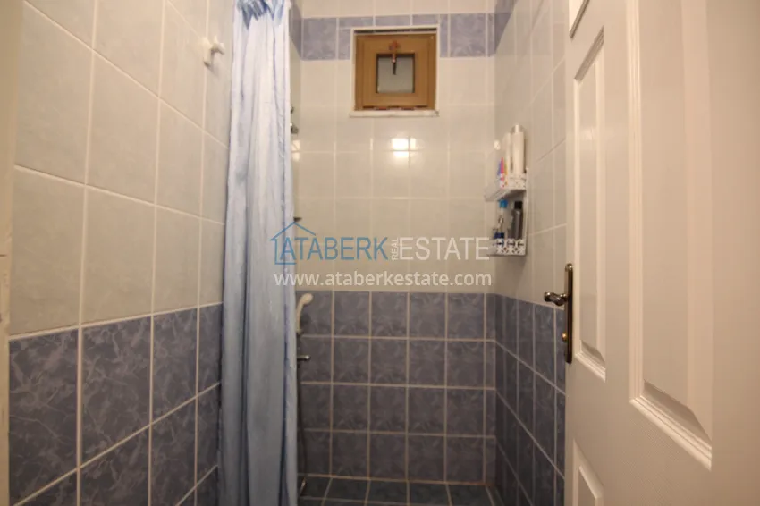 Приобрести Двухуровневая квартира в Махмутларе с мебелью и отдельной кухней 17 