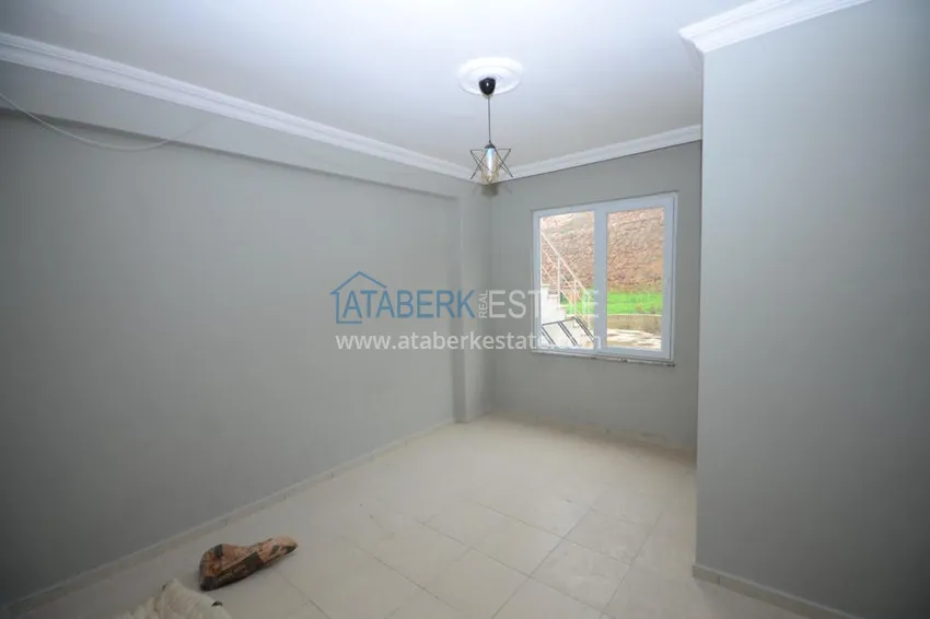 Приобрести Квартира в Оба трехкомнатная с застекленным балконом  18 