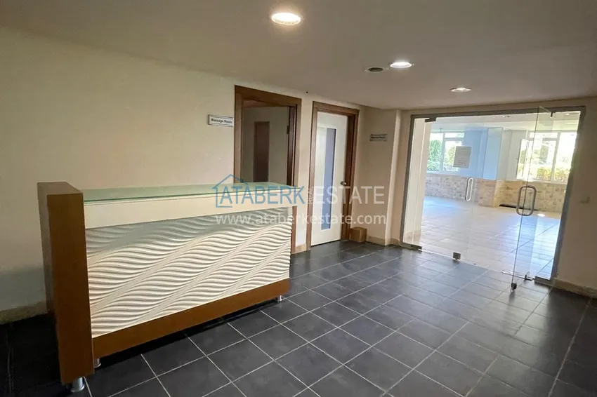 Квартира в Оба с мебелью в жилом комплексе, район ТЦ Аланиум 22 