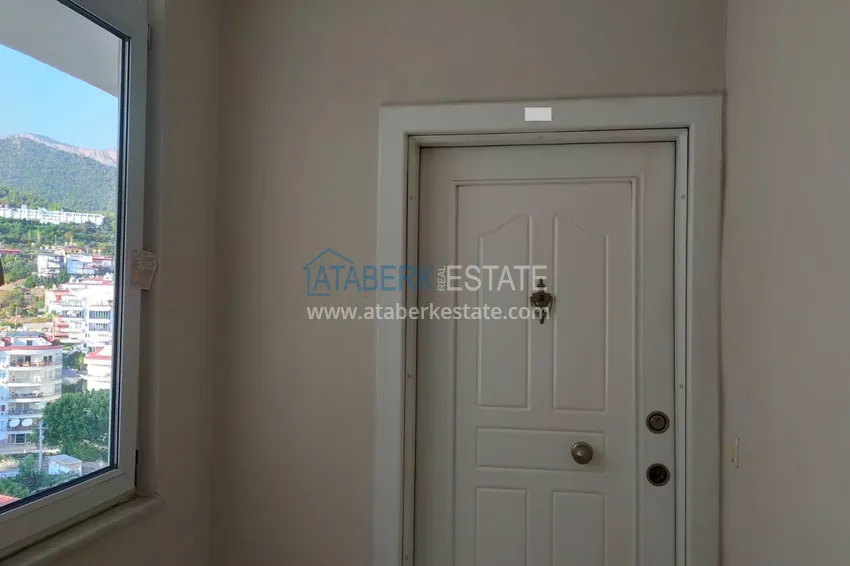 Приобрести Квартира в Джикджилли двухкомнатная с мебелью, видом на море и горы  1 