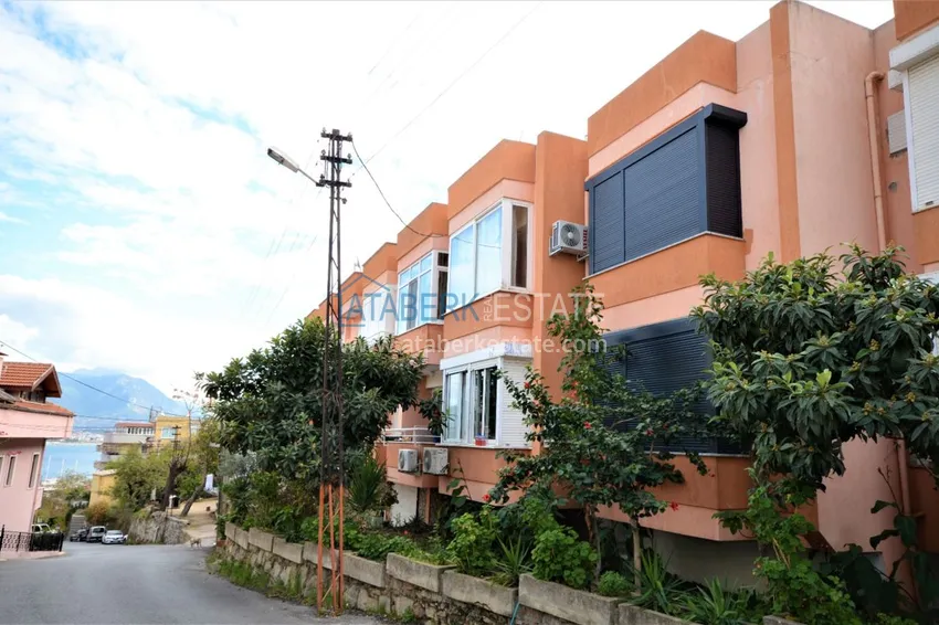 Таунхаус в центре Алании с мебелью и роскошными видовыми характеристиками  2 