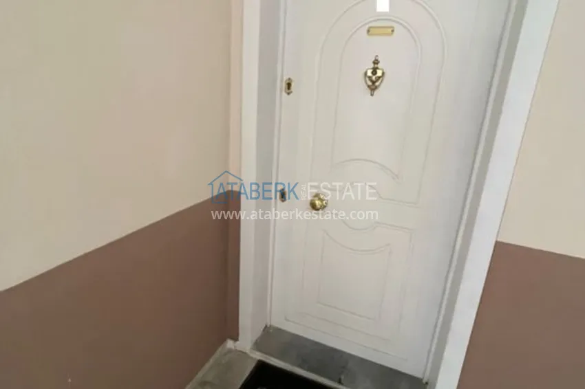 Приобрести Трехкомнатная квартира с мебелью на второй береговой линии в Махмутларе, Алания, 100 м2 1 