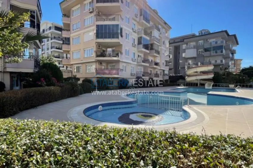 Квартира в Оба с мебелью в жилом комплексе, район ТЦ Аланиум 2 