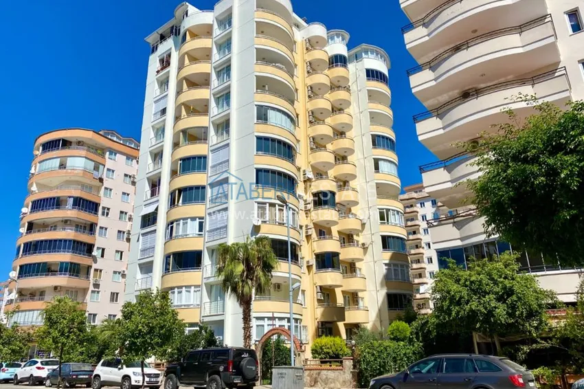 Квартира в Махмутларе с видом на море и горы 2 