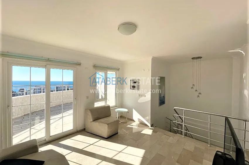 Приобрести Пентхаус-дуплекс в Тосмуре меблированный с видом на море  26 