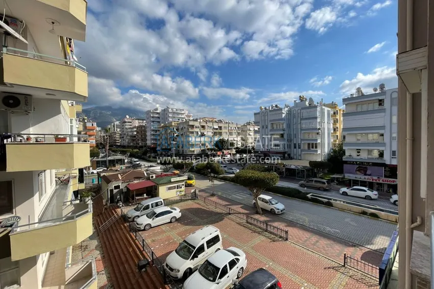 Приобрести Трехкомнатная квартира с мебелью на второй береговой линии в Махмутларе, Алания, 100 м2 27 