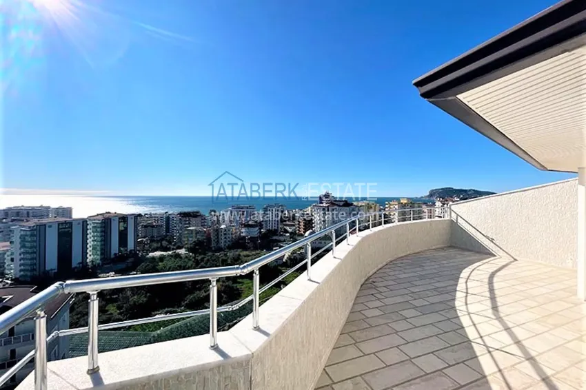 Приобрести Пентхаус-дуплекс в Тосмуре меблированный с видом на море  32 