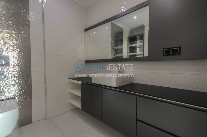 Приобрести Квартира в Каргыджаке трехкомнатная с мебелью - 1 береговая линия 35 