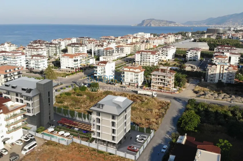 Квартиры и пентхаусы в строящемся бутик-комплексе в районе Кестель 1 