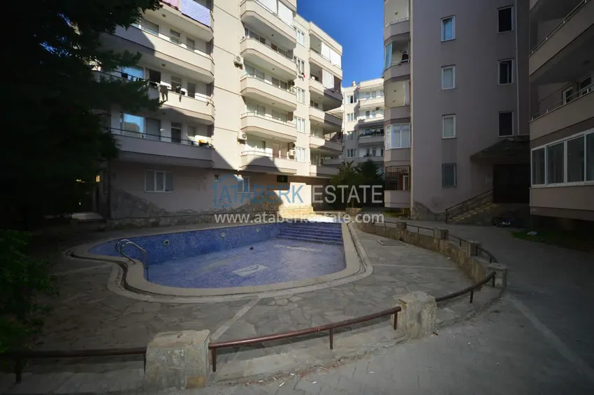 Квартира в Махмутларе трехкомнатная с отдельной кухней, рядом с морем 2 