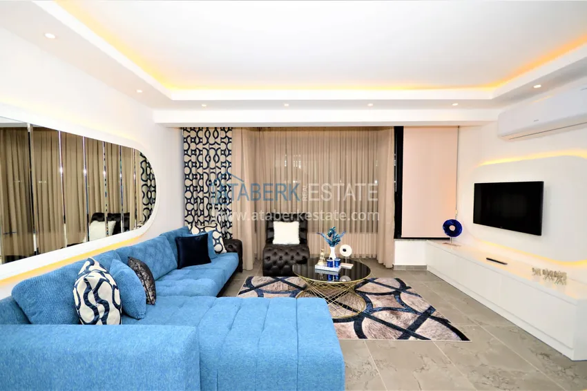 Приобрести Таунхаус в центре Алании с мебелью и роскошными видовыми характеристиками  3 