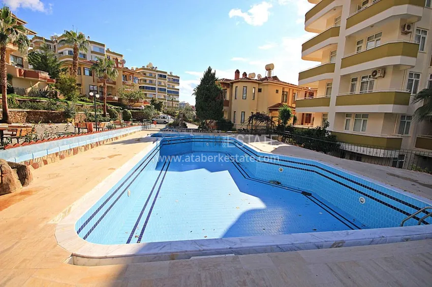 Двухуровневая квартира в Махмутларе с мебелью и отдельной кухней 5 