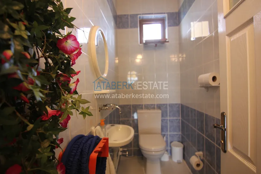 Приобрести Двухуровневая квартира в Махмутларе с мебелью и отдельной кухней 4 