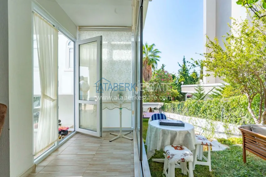 Приобрести Двухэтажная квартира в районе Окурджалар в комплексе закрытого типа 2 