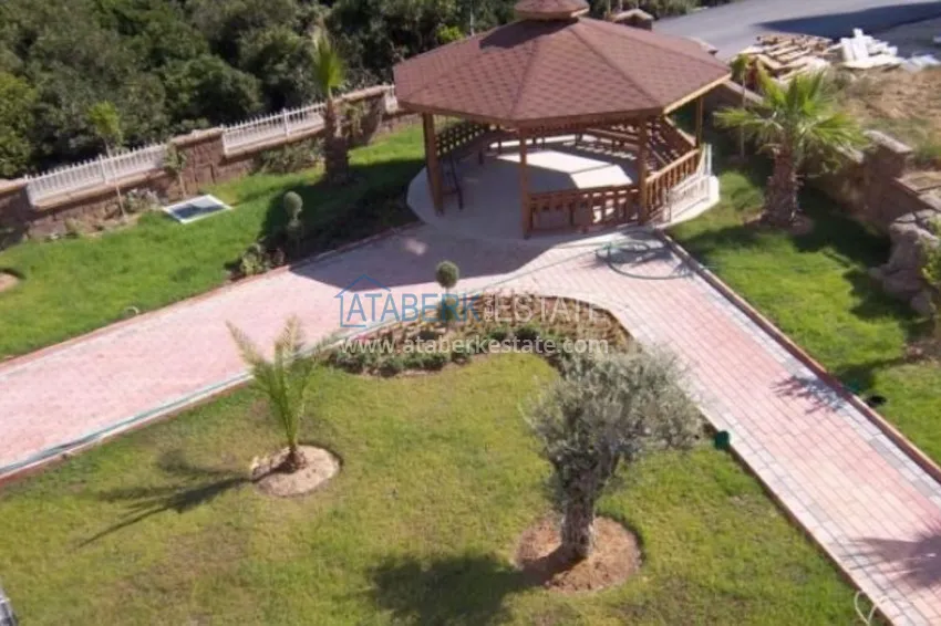 Видовой пентхаус в Оба с отдельной кухней, мебелью и открытым видом на море и горы 8 