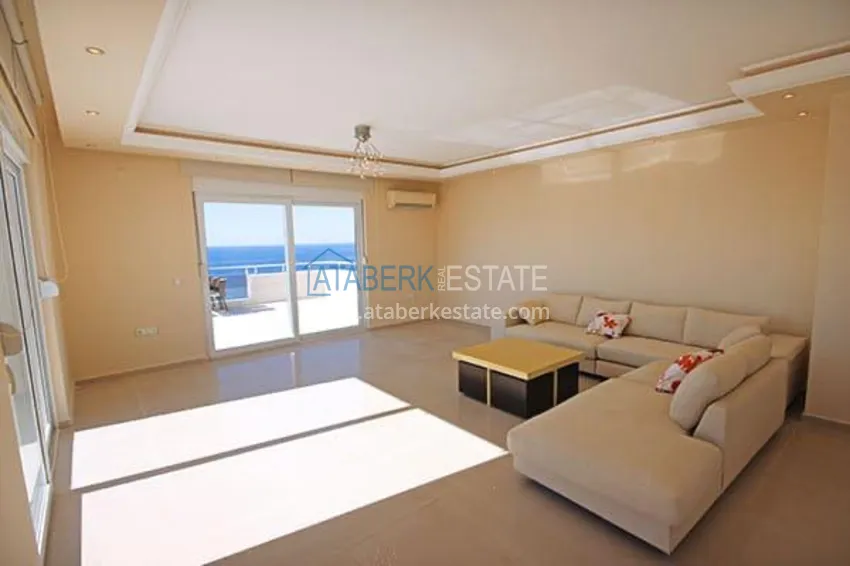 Приобрести Пентхаус в Махмутларе с прямым видом на море, первая береговая  4 