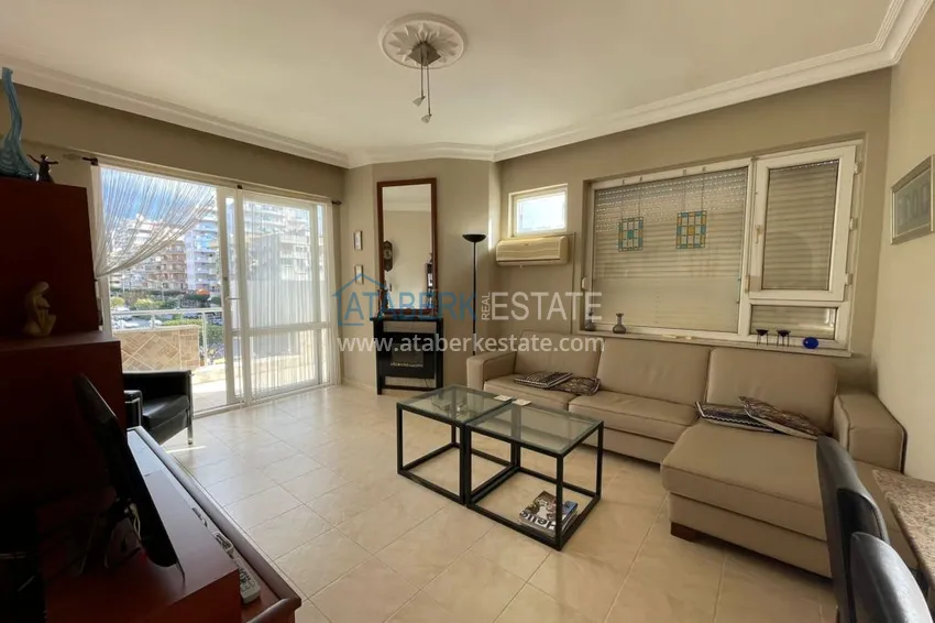 Приобрести Трехкомнатная квартира с мебелью на второй береговой линии в Махмутларе, Алания, 100 м2 6 