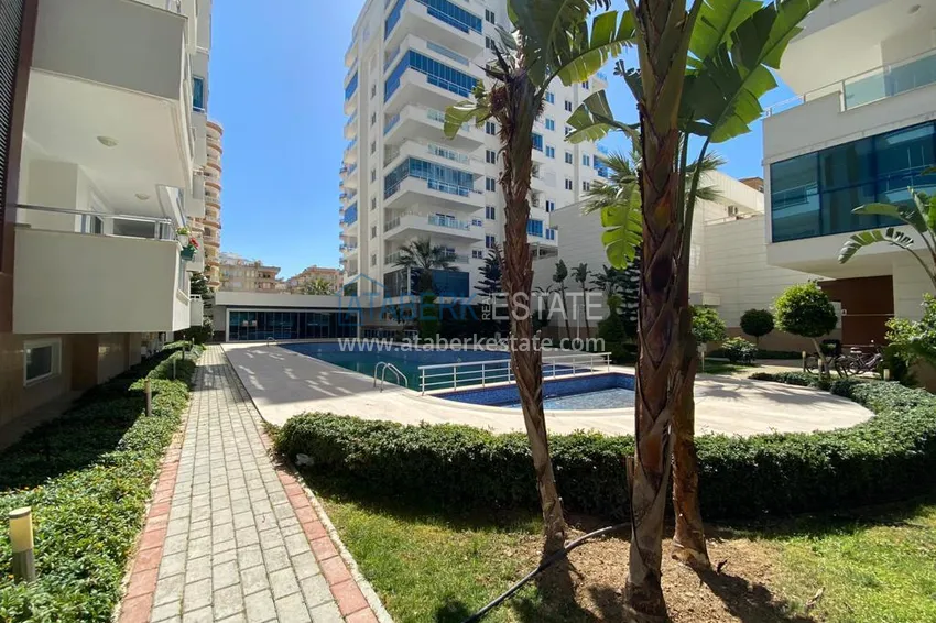 Квартира в Махмутларе трехкомнатная рядом с морем – 150 метров 5 