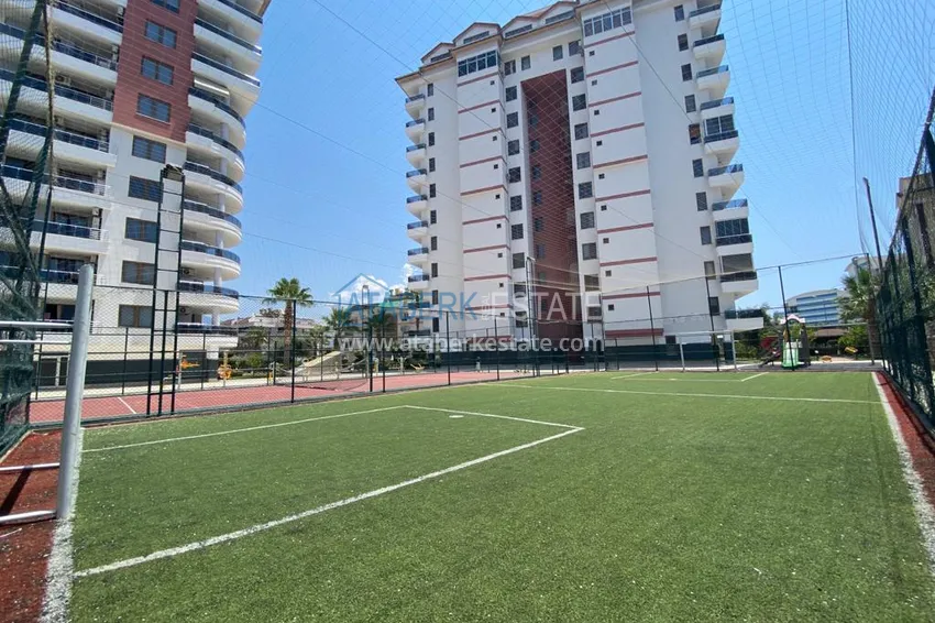 Видовой пентхаус в Оба с отдельной кухней, мебелью и открытым видом на море и горы 11 