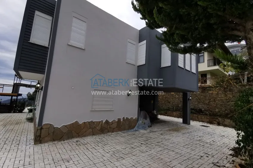 Вилла в Алании район Тепе с потрясающими видовыми характеристиками 5 