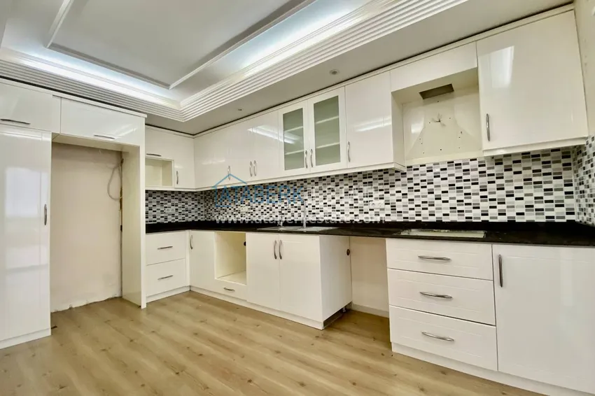 Приобрести Квартира в Оба с 3 спальнями в комфортабельном комплексе 5 