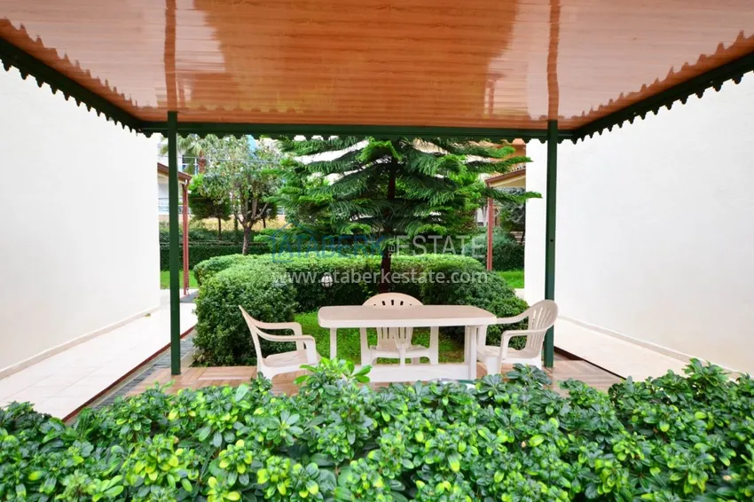 Квартира двухкомнатная с мебелью в жилом комплексе, Алания, Махмутлар 10 