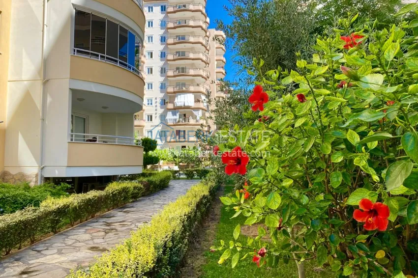 Квартира в Махмутларе с видом на море и горы 8 