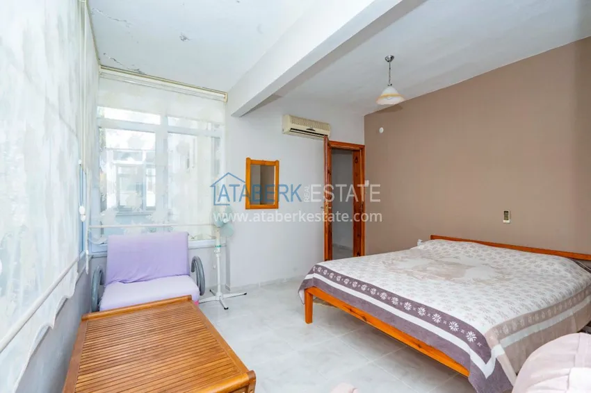 Приобрести Двухэтажная квартира в районе Окурджалар в комплексе закрытого типа 7 