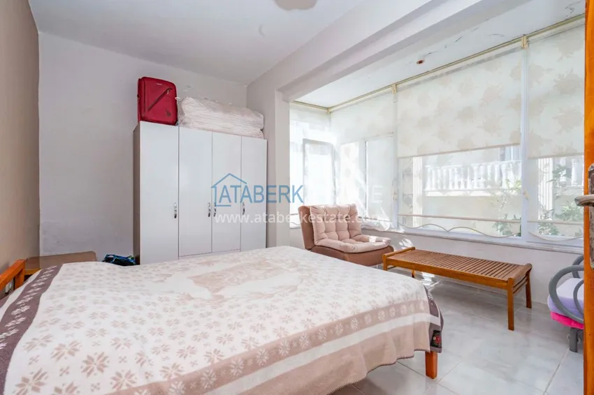 Приобрести Двухэтажная квартира в районе Окурджалар в комплексе закрытого типа 8 