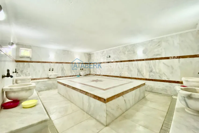 Квартира в Оба с 3 спальнями в комфортабельном комплексе 12 