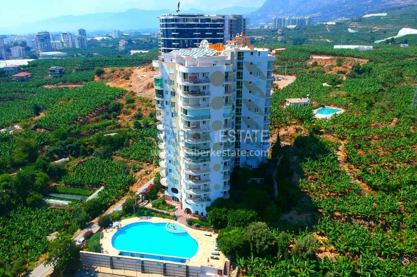 Квартира в Махмутларе с мебелью и видом на море и горы в жилом комплексе 1 