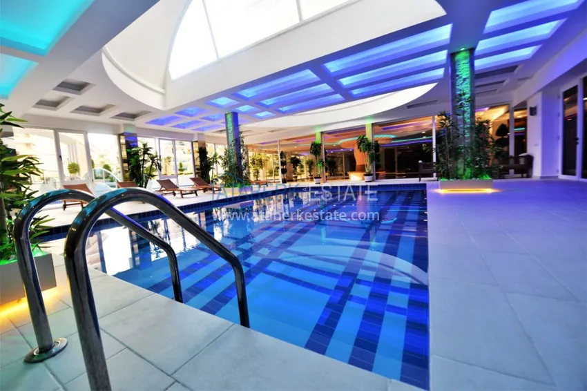 Квартира в Махмутларе, с мебелью в комплексе класса-люкс 10 