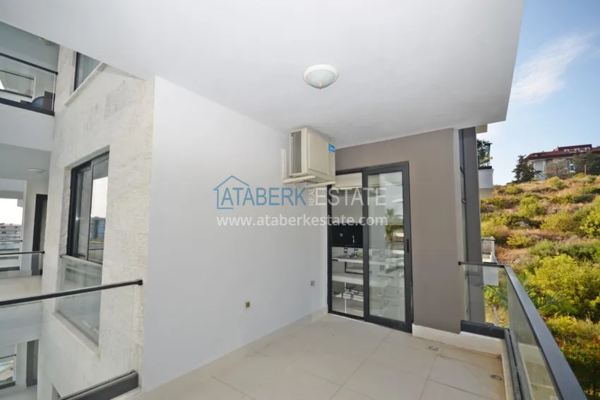 Приобрести Квартира в районе Кестель с мебелью в комплексе класса-люкс 11 