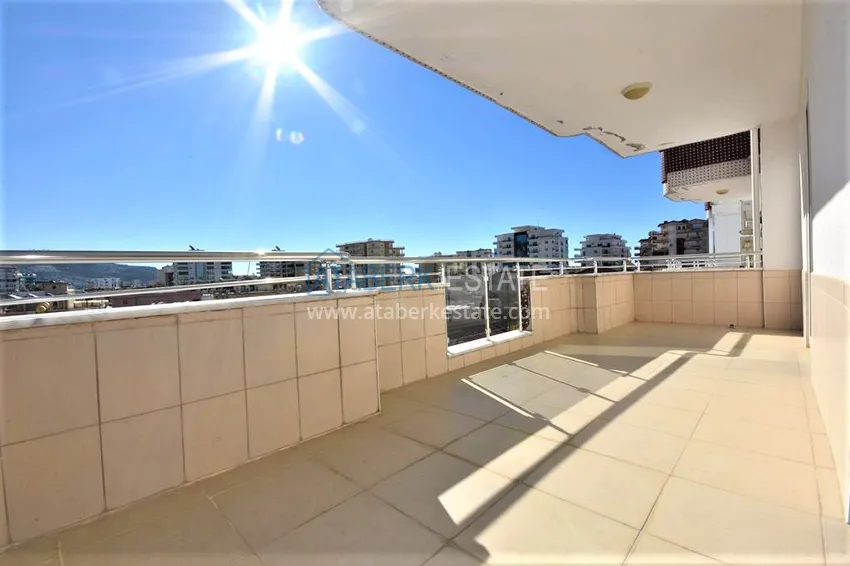 Приобрести Квартира в Махмутларе трехкомнатная - с мебелью, в жилом комплексе 13 