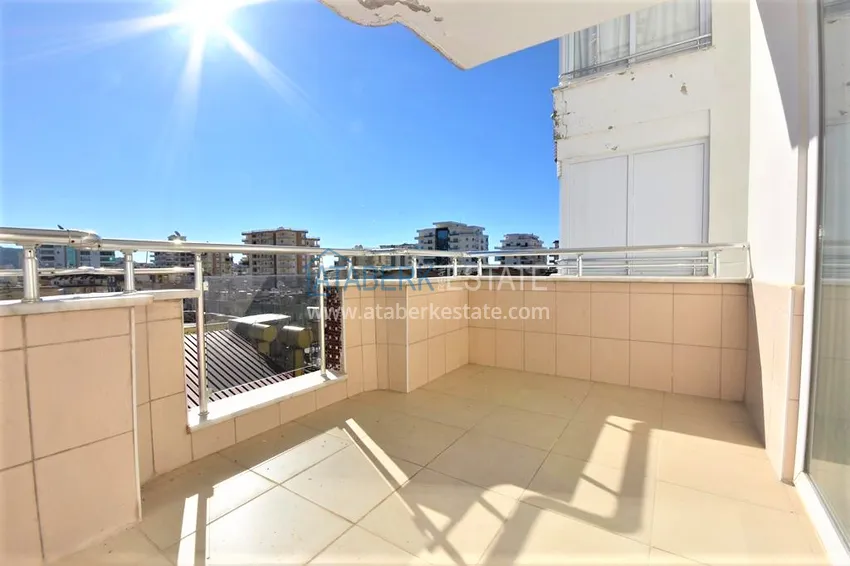 Приобрести Квартира в Махмутларе трехкомнатная - с мебелью, в жилом комплексе 15 