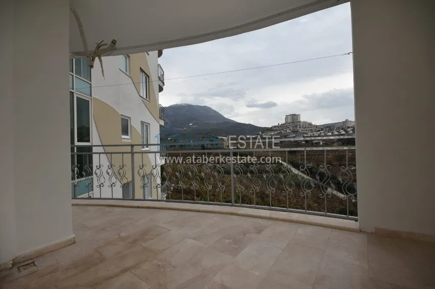 Приобрести Квартира в Махмутларе с мебелью и видом на море и горы в жилом комплексе 15 