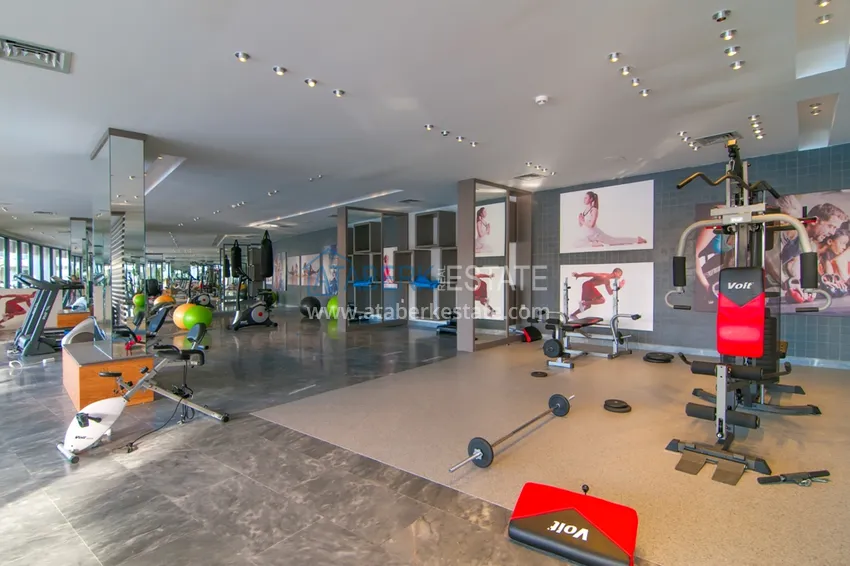 Квартира в районе Кестель с мебелью в комплексе класса-люкс 14 