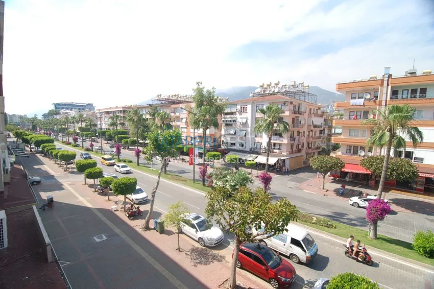 Приобрести Квартира в центре Алании в 100 метрах от пляжа Клеопатра 12 