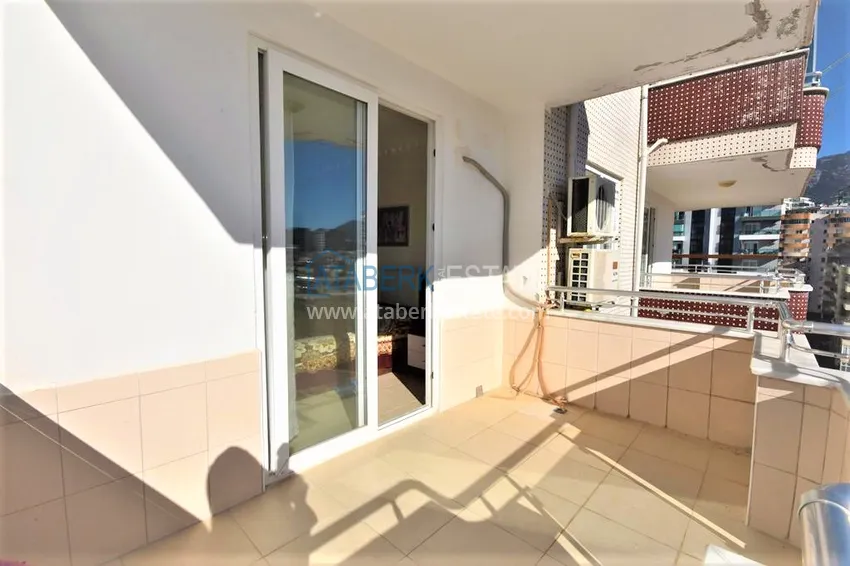 Приобрести Квартира в Махмутларе трехкомнатная - с мебелью, в жилом комплексе 17 