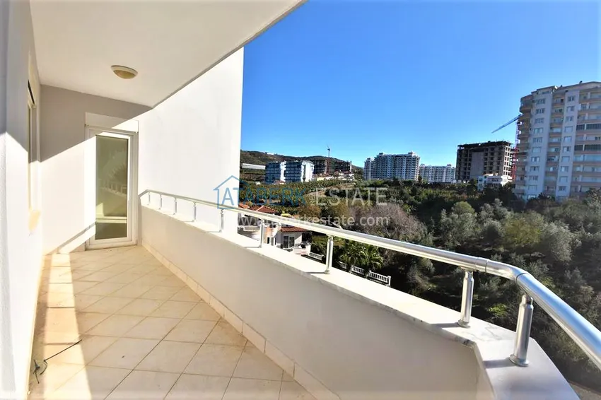 Приобрести Квартира в Махмутларе трехкомнатная с видом на море в благоустроенном комплексе 16 